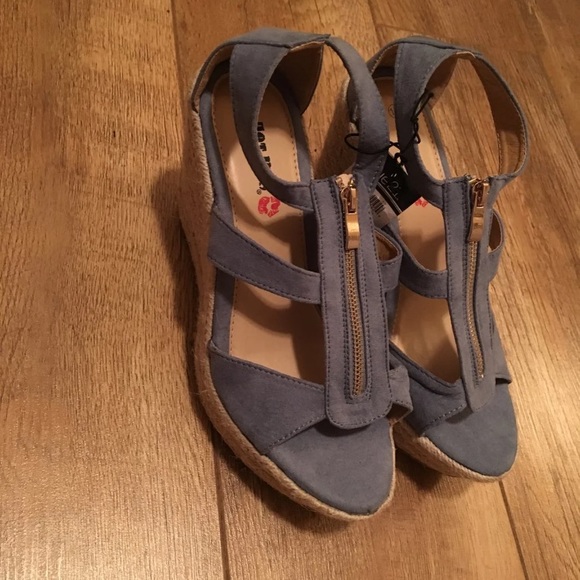 NWT Wedges - Picture 6 of 7
